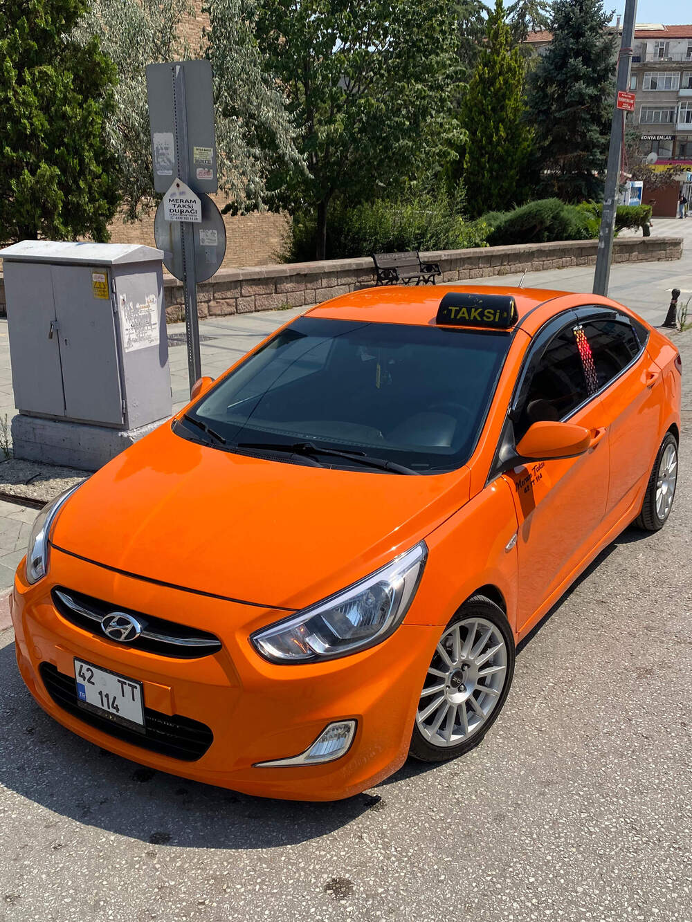 Konya Bosna Hersek Taksi - Araç Fotoğrafı 3